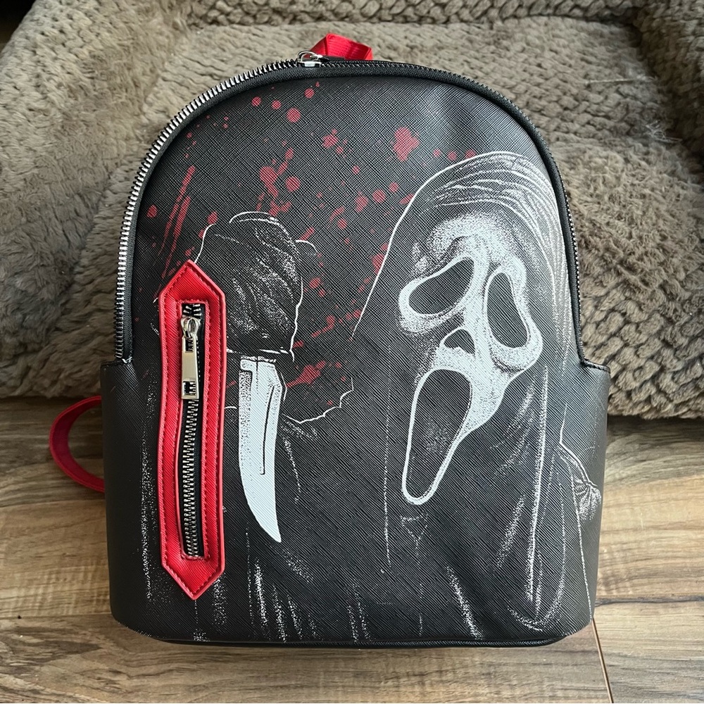 Ghostface Bioworld Scream Small Backpack